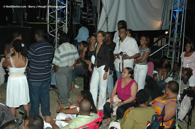 Audience & Venue - Air Jamaica Jazz & Blues Festival 2007 - The Art of Music - Thursday, January 26th - 10th Anniversary - The Aqueduct on Rose Hall - Air Jamaica Jazz & Blues Festival 2007 - The Art of Music - Tuesday, January 23 - Saturday, January 27, 2007, The Aqueduct on Rose Hall, Montego Bay, Jamaica - Negril Travel Guide, Negril Jamaica WI - http://www.negriltravelguide.com - info@negriltravelguide.com...!