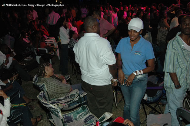 Audience & Venue - Air Jamaica Jazz & Blues Festival 2007 - The Art of Music - Thursday, January 26th - 10th Anniversary - The Aqueduct on Rose Hall - Air Jamaica Jazz & Blues Festival 2007 - The Art of Music - Tuesday, January 23 - Saturday, January 27, 2007, The Aqueduct on Rose Hall, Montego Bay, Jamaica - Negril Travel Guide, Negril Jamaica WI - http://www.negriltravelguide.com - info@negriltravelguide.com...!