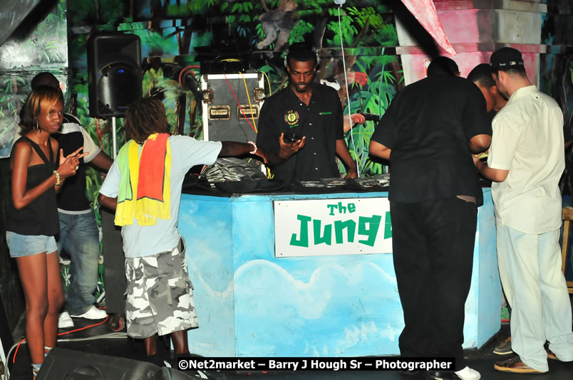 Bounty Killer - 4th Annual Soul Rebellion @ The Jungle - Tuesday, March 17, 2009 - Also Featuring: Nellie Roxx, Five Star and Ras Noble Venue at The Jungle, Norman Manley Boulevard, Negril Westmoreland, Jamaica - Tuesday, March 17, 2009