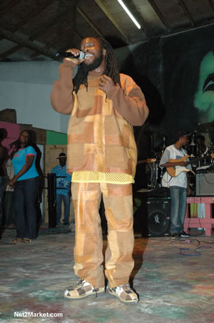 Reggae Superstar - Bush Man @ Bourbon Beach with Boddy Dread & Singing Honour - Presented by Our Music Promotions - Omar & Ama-Donna - Saturday, May 14, 2005 - Negril Travel Guide, Negril Jamaica WI - http://www.negriltravelguide.com - info@negriltravelguide.com...!