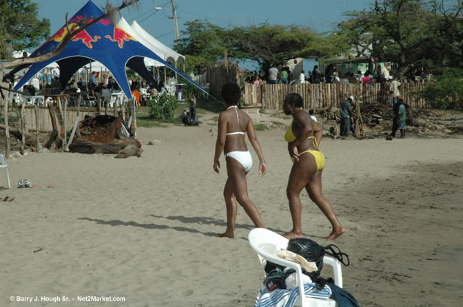 A Photo Story of Calabash 2005 - 5th Anniversary - @ Jakes, Treasure Beach - May 27th to 29th, 2005 - Negril Travel Guide, Negril Jamaica WI - http://www.negriltravelguide.com - info@negriltravelguide.com...!