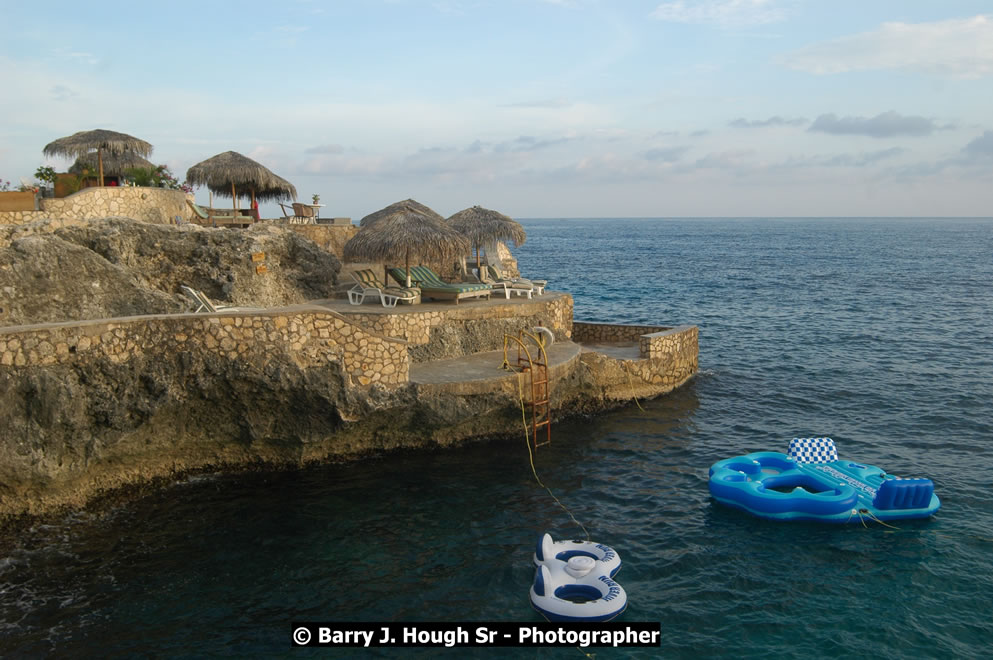 Catcha Fallen Star Resort Rises from the Destruction of Hurricane Ivan, West End, Negril, Westmoreland, Jamaica W.I. - Photographs by Net2Market.com - Barry J. Hough Sr. Photojournalist/Photograper - Photographs taken with a Nikon D70, D100, or D300 -  Negril Travel Guide, Negril Jamaica WI - http://www.negriltravelguide.com - info@negriltravelguide.com...!