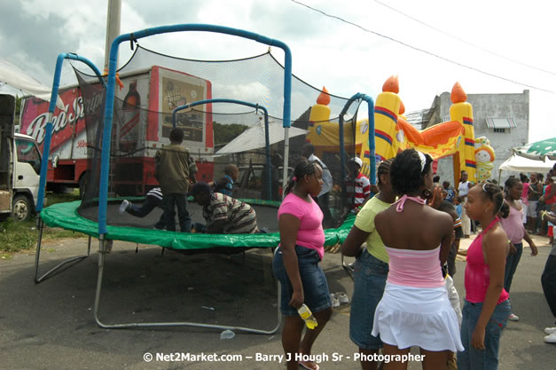 Cross De Harbour @ Lucea Car Park presented by Linkz Entertainment in association with Lucea Chamber of Commerce - Featuring Freddy Mc Gregor, Iley Dread, Mr. Vegas, Lt. Elmo, Champagne, Merital, CC, Brillant, TQ, Mad Dog, Chumps - Lucea, Hanover, Jamaica - Negril Travel Guide.com, Negril Jamaica WI - http://www.negriltravelguide.com - info@negriltravelguide.com...!