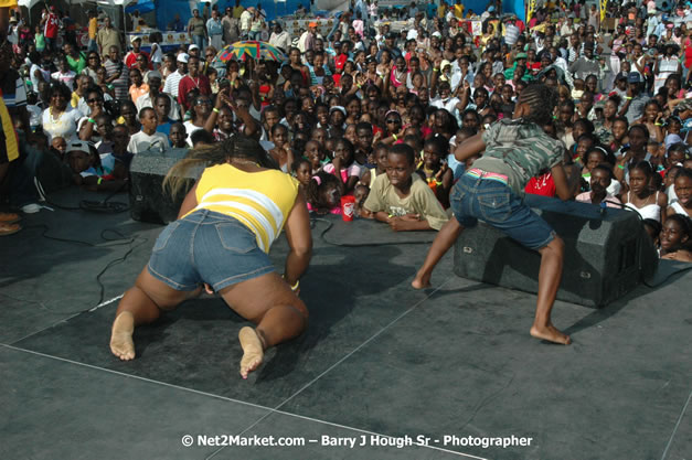 Cross De Harbour @ Lucea Car Park presented by Linkz Entertainment in association with Lucea Chamber of Commerce - Featuring Freddy Mc Gregor, Iley Dread, Mr. Vegas, Lt. Elmo, Champagne, Merital, CC, Brillant, TQ, Mad Dog, Chumps - Lucea, Hanover, Jamaica - Negril Travel Guide.com, Negril Jamaica WI - http://www.negriltravelguide.com - info@negriltravelguide.com...!