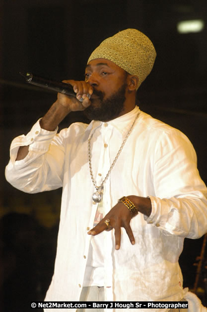 Lutan Fyah - Cure Fest 2007 - Longing For Concert at Trelawny Multi Purpose Stadium, Trelawny, Jamaica - Sunday, October 14, 2007 - Cure Fest 2007 October 12th-14th, 2007 Presented by Danger Promotions, Iyah Cure Promotions, and Brass Gate Promotions - Alison Young, Publicist - Photographs by Net2Market.com - Barry J. Hough Sr, Photographer - Negril Travel Guide, Negril Jamaica WI - http://www.negriltravelguide.com - info@negriltravelguide.com...!