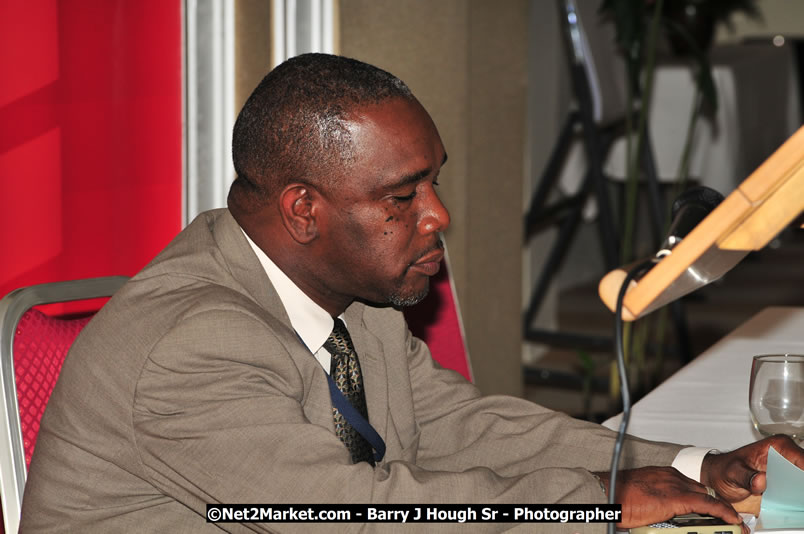 Investment & Business Forum - Brand Jamaica @ Grand Palladium Resort & Spa [Fiesta] - Thursday, August 7, 2008 - Hanover Homecoming Foundation LTD Jamaica - Wherever you roam ... Hanover bids you ... come HOME - Sunday, August 3 to Saturday, August 9, 2008 - Hanover Jamaica - Photographs by Net2Market.com - Barry J. Hough Sr. Photojournalist/Photograper - Photographs taken with a Nikon D300 - Negril Travel Guide, Negril Jamaica WI - http://www.negriltravelguide.com - info@negriltravelguide.com...!