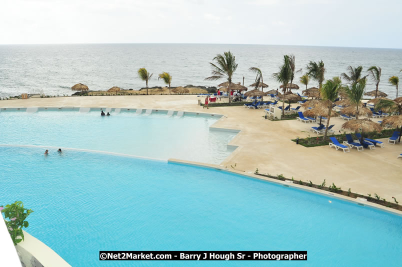 Grand Palladium Resort & Spa [Fiesta] - Host of Hanover Homecoming Foundations Celebrations - Hanover Homecoming Foundation LTD Jamaica - Wherever you roam ... Hanover bids you ... come HOME - Sunday, August 3 to Saturday, August 9, 2008 - Hanover Jamaica - Photographs by Net2Market.com - Barry J. Hough Sr. Photojournalist/Photograper - Photographs taken with a Nikon D300 - Negril Travel Guide, Negril Jamaica WI - http://www.negriltravelguide.com - info@negriltravelguide.com...!