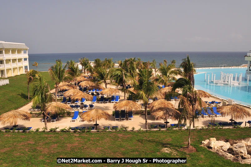 Grand Palladium Resort & Spa [Fiesta] - Host of Hanover Homecoming Foundations Celebrations - Hanover Homecoming Foundation LTD Jamaica - Wherever you roam ... Hanover bids you ... come HOME - Sunday, August 3 to Saturday, August 9, 2008 - Hanover Jamaica - Photographs by Net2Market.com - Barry J. Hough Sr. Photojournalist/Photograper - Photographs taken with a Nikon D300 - Negril Travel Guide, Negril Jamaica WI - http://www.negriltravelguide.com - info@negriltravelguide.com...!