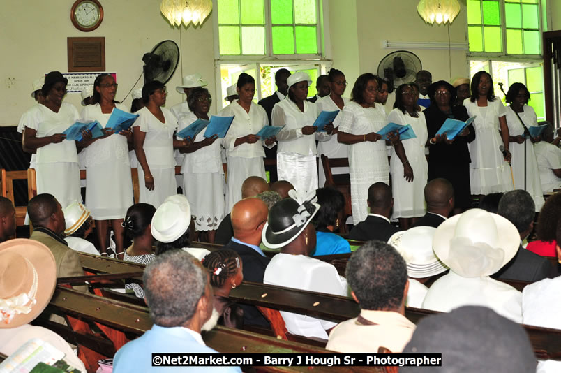 Lucea United Church - Unitied Church in Jamaica and Cayman Islands - Worship Service & Celebration of the Sacrament of Holy Communion - Special Guests: Hanover Homecoming Foundation & His excellency The Most Honourable Professor Sir Kenneth Hall Governor General of Jamaica - Sunday, August 3, 2008 - Hanover Homecoming Foundation LTD Jamaica - Wherever you roam ... Hanover bids you ... come HOME - Sunday, August 3 to Saturday, August 9, 2008 - Hanover Jamaica - Photographs by Net2Market.com - Barry J. Hough Sr. Photojournalist/Photograper - Photographs taken with a Nikon D300 - Negril Travel Guide, Negril Jamaica WI - http://www.negriltravelguide.com - info@negriltravelguide.com...!