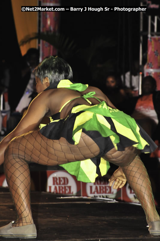 International Dancehall Queen Competition - Big Head Promotions Presents the Red Label Wine Dancehall Queen Competition - Saturday, July 26, 2008 @ Pier One, Montego Bay, Jamaica W.I. - Photographs by Net2Market.com - Barry J. Hough Sr. Photojournalist/Photograper - Photographs taken with a Nikon D300 - Negril Travel Guide, Negril Jamaica WI - http://www.negriltravelguide.com - info@negriltravelguide.com...!