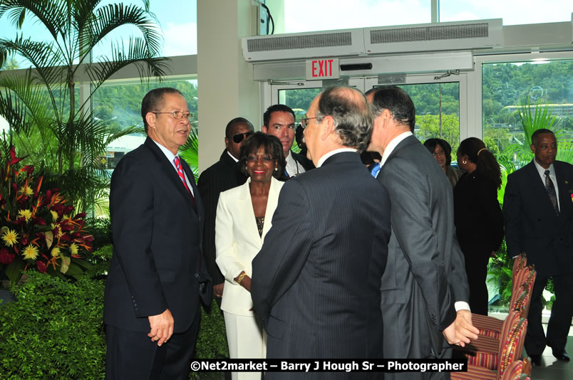 The Unveiling Of The Commemorative Plaque By The Honourable Prime Minister, Orette Bruce Golding, MP, And Their Majesties, King Juan Carlos I And Queen Sofia Of Spain - On Wednesday, February 18, 2009, Marking The Completion Of The Expansion Of Sangster International Airport, Venue at Sangster International Airport, Montego Bay, St James, Jamaica - Wednesday, February 18, 2009 - Photographs by Net2Market.com - Barry J. Hough Sr, Photographer/Photojournalist - Negril Travel Guide, Negril Jamaica WI - http://www.negriltravelguide.com - info@negriltravelguide.com...!