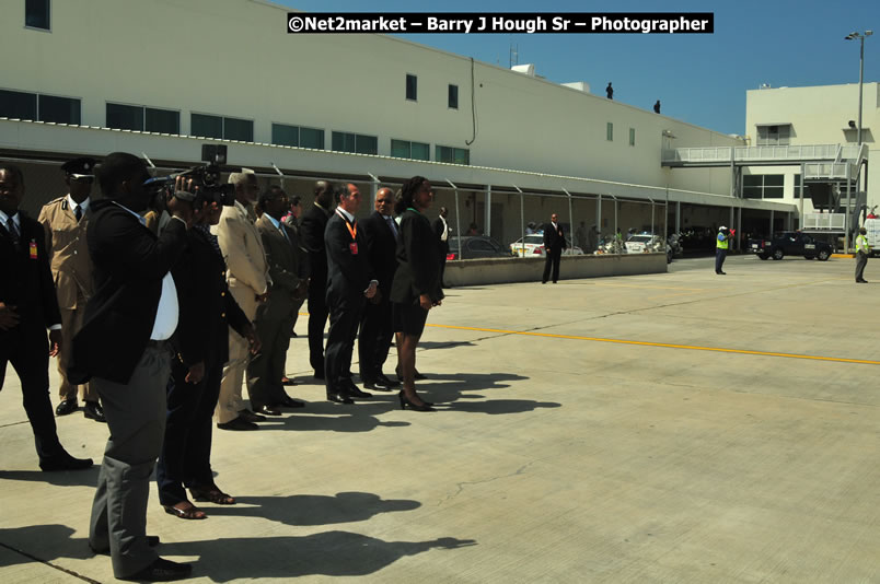 The Unveiling Of The Commemorative Plaque By The Honourable Prime Minister, Orette Bruce Golding, MP, And Their Majesties, King Juan Carlos I And Queen Sofia Of Spain - On Wednesday, February 18, 2009, Marking The Completion Of The Expansion Of Sangster International Airport, Venue at Sangster International Airport, Montego Bay, St James, Jamaica - Wednesday, February 18, 2009 - Photographs by Net2Market.com - Barry J. Hough Sr, Photographer/Photojournalist - Negril Travel Guide, Negril Jamaica WI - http://www.negriltravelguide.com - info@negriltravelguide.com...!