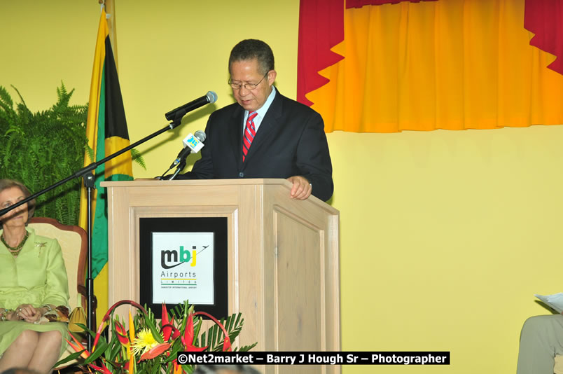 The Unveiling Of The Commemorative Plaque By The Honourable Prime Minister, Orette Bruce Golding, MP, And Their Majesties, King Juan Carlos I And Queen Sofia Of Spain - On Wednesday, February 18, 2009, Marking The Completion Of The Expansion Of Sangster International Airport, Venue at Sangster International Airport, Montego Bay, St James, Jamaica - Wednesday, February 18, 2009 - Photographs by Net2Market.com - Barry J. Hough Sr, Photographer/Photojournalist - Negril Travel Guide, Negril Jamaica WI - http://www.negriltravelguide.com - info@negriltravelguide.com...!