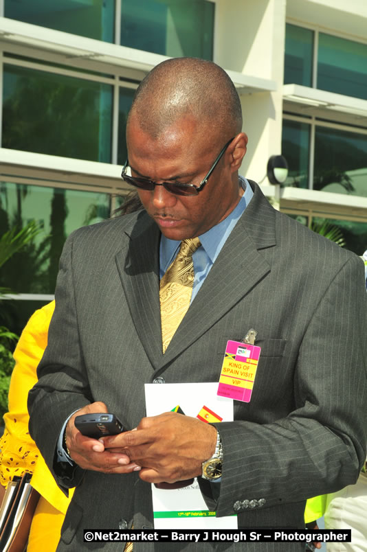 The Unveiling Of The Commemorative Plaque By The Honourable Prime Minister, Orette Bruce Golding, MP, And Their Majesties, King Juan Carlos I And Queen Sofia Of Spain - On Wednesday, February 18, 2009, Marking The Completion Of The Expansion Of Sangster International Airport, Venue at Sangster International Airport, Montego Bay, St James, Jamaica - Wednesday, February 18, 2009 - Photographs by Net2Market.com - Barry J. Hough Sr, Photographer/Photojournalist - Negril Travel Guide, Negril Jamaica WI - http://www.negriltravelguide.com - info@negriltravelguide.com...!