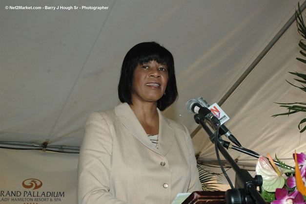 Palladium Hotels & Resorts - Groundbreaking of the 1600-Room Grand Palladium Lady Hamilton Resort & Spa and the Grand Palludium Jamaica Resort & Spa - Special Address: The Most Honorable Portia Simpson-Miller, O.N., M.P., Prime Minister of Jamaica - The Point, Lucea, Hanover, Saturday, November 11, 2006 @ 2:00 pm - Negril Travel Guide, Negril Jamaica WI - http://www.negriltravelguide.com - info@negriltravelguide.com...!