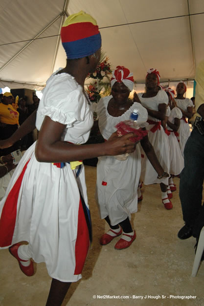 Palladium Hotels & Resorts - Groundbreaking of the 1600-Room Grand Palladium Lady Hamilton Resort & Spa and the Grand Palludium Jamaica Resort & Spa - Special Address: The Most Honorable Portia Simpson-Miller, O.N., M.P., Prime Minister of Jamaica - The Point, Lucea, Hanover, Saturday, November 11, 2006 @ 2:00 pm - Negril Travel Guide, Negril Jamaica WI - http://www.negriltravelguide.com - info@negriltravelguide.com...!