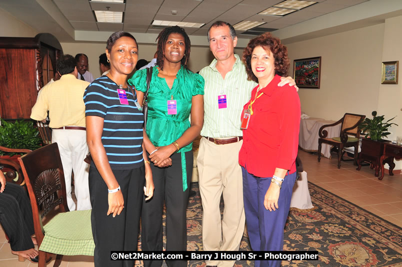 MBJ Airports Limited Reception for ACI [Airports Council International] - Saturday, October 25, 2008 - MBJ Airports Limited, Montego Bay, St James, Jamaica - Photographs by Net2Market.com - Barry J. Hough Sr. Photojournalist/Photograper - Photographs taken with a Nikon D300 - Negril Travel Guide, Negril Jamaica WI - http://www.negriltravelguide.com - info@negriltravelguide.com...!