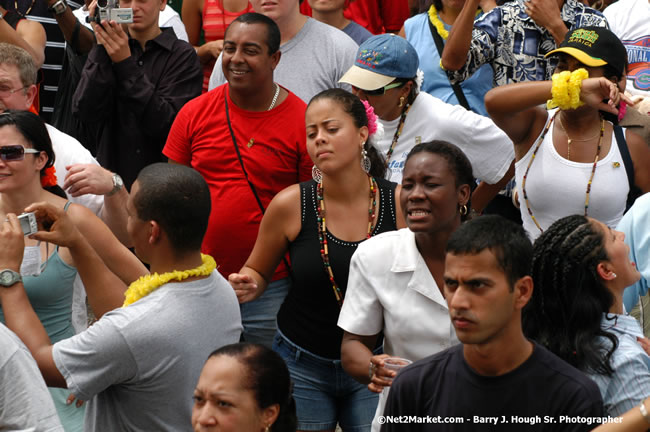 MS Freedom Of The Seas [Royal Caribbean International's - Newest Vessel] Plaques &amp; Keys Ceremony in order to commemorate its first arrival at the Port Montego Bay Photos - Negril Travel Guide, Negril Jamaica WI - http://www.negriltravelguide.com - info@negriltravelguide.com...!