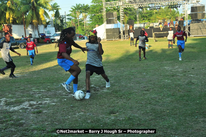 Marley Magic Traffic Jam - Celebrity Football @ Spring Break - Saturday, March 21, 2009 - Also Featuring: Kelley, Capleton, Junior Reid, Spragga Benz, Wayne Marshall, Munga, Romaine Virgo,Embee, Bango Herman, Flava K, Whisky Baggio, Andrew and Wadda Blood, Black Am I, Packa, Venue at Waz Beach, Norman Manley Boulevard, Negril Westmoreland, Jamaica - Saturday, March 21, 2009 - Photographs by Net2Market.com - Barry J. Hough Sr, Photographer/Photojournalist - Negril Travel Guide, Negril Jamaica WI - http://www.negriltravelguide.com - info@negriltravelguide.com...!