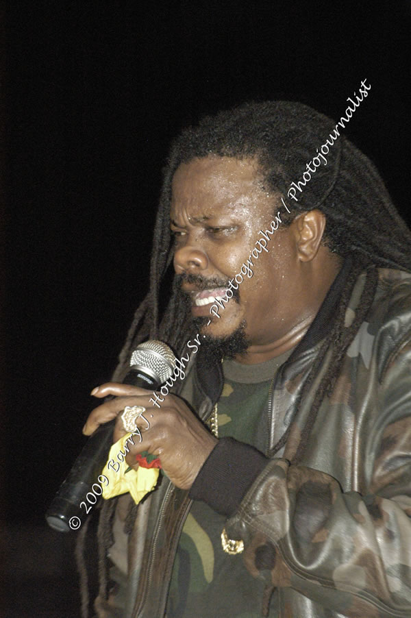  Luciano "Live in Concert" Negril Escape Resort & Spa, Openning Acts: Justice Merchant, and Timmi Burrell, Backing Band: JAH Messenjah, One Love Reggae Summer Series, West End, Negril, Westmoreland, Jamaica W.I. - Tuesday, August 11, 2009 - Photographs by Barry J. Hough Sr. Photojournalist/Photograper - Photographs taken with a Nikon D70, D100, or D300 - Negril Travel Guide, Negril Jamaica WI - http://www.negriltravelguide.com - info@negriltravelguide.com...!