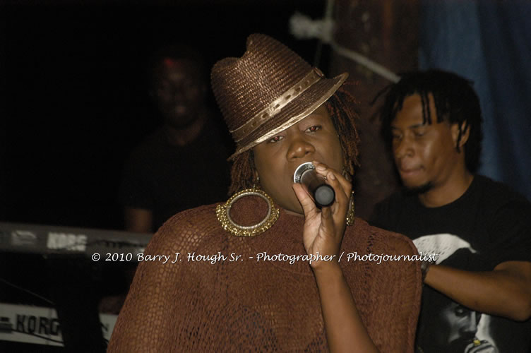 Etana - Live In Concert - One Love Reggae Concert Series 09/10 @ Negril Escape Resort and Spa, December 22, 2009, One Love Drive, West End, Negril, Westmoreland, Jamaica W.I. - Photographs by Net2Market.com - Barry J. Hough Sr, Photographer/Photojournalist - Negril Travel Guide, Negril Jamaica WI - http://www.negriltravelguide.com - info@negriltravelguide.com...!