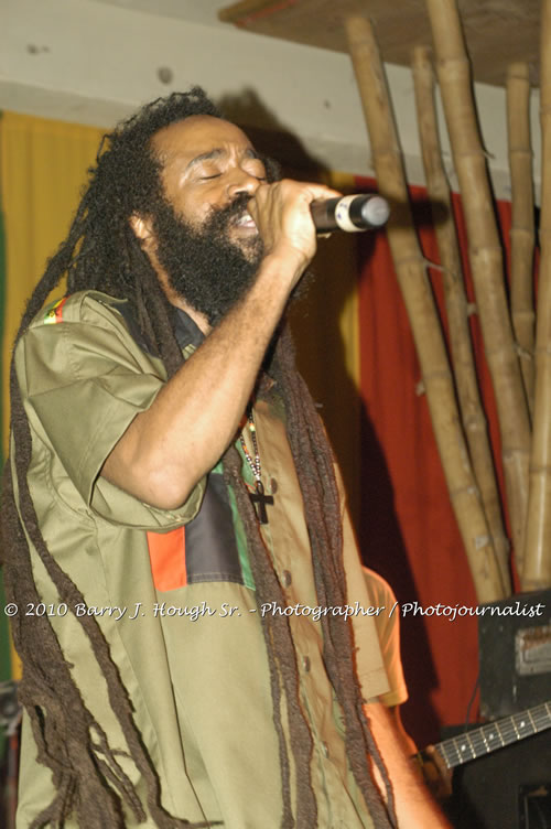 JAH Cure - Live In Concert @ Negril Escape Resort and Spa, December 15, 2009, One Love Drive, West End, Negril, Westmoreland, Jamaica W.I. - Photographs by Net2Market.com - Barry J. Hough Sr, Photographer/Photojournalist - Negril Travel Guide, Negril Jamaica WI - http://www.negriltravelguide.com - info@negriltravelguide.com...!