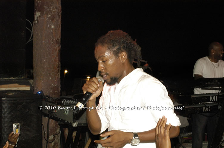 JAH Cure - Live In Concert @ Negril Escape Resort and Spa, December 15, 2009, One Love Drive, West End, Negril, Westmoreland, Jamaica W.I. - Photographs by Net2Market.com - Barry J. Hough Sr, Photographer/Photojournalist - Negril Travel Guide, Negril Jamaica WI - http://www.negriltravelguide.com - info@negriltravelguide.com...!