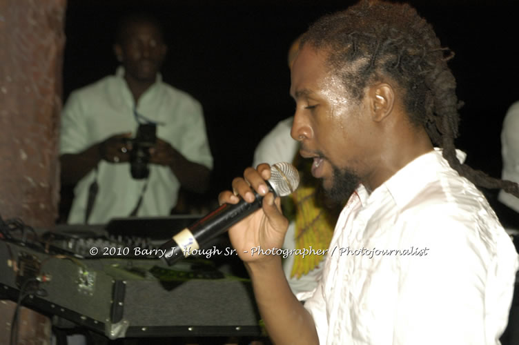 JAH Cure - Live In Concert @ Negril Escape Resort and Spa, December 15, 2009, One Love Drive, West End, Negril, Westmoreland, Jamaica W.I. - Photographs by Net2Market.com - Barry J. Hough Sr, Photographer/Photojournalist - Negril Travel Guide, Negril Jamaica WI - http://www.negriltravelguide.com - info@negriltravelguide.com...!