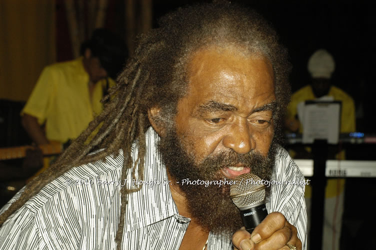 John Holt - Live in Concert - Also featuring Uprising Bank, plus DJ Gemini @ One Love Reggae Concerts Series 09/10 @ Negril Escape Resort & Spa, February 9, 2010, One Love Drive, West End, Negril, Westmoreland, Jamaica W.I. - Photographs by Net2Market.com - Barry J. Hough Sr, Photographer/Photojournalist - The Negril Travel Guide - Negril's and Jamaica's Number One Concert Photography Web Site with over 40,000 Jamaican Concert photographs Published -  Negril Travel Guide, Negril Jamaica WI - http://www.negriltravelguide.com - info@negriltravelguide.com...!