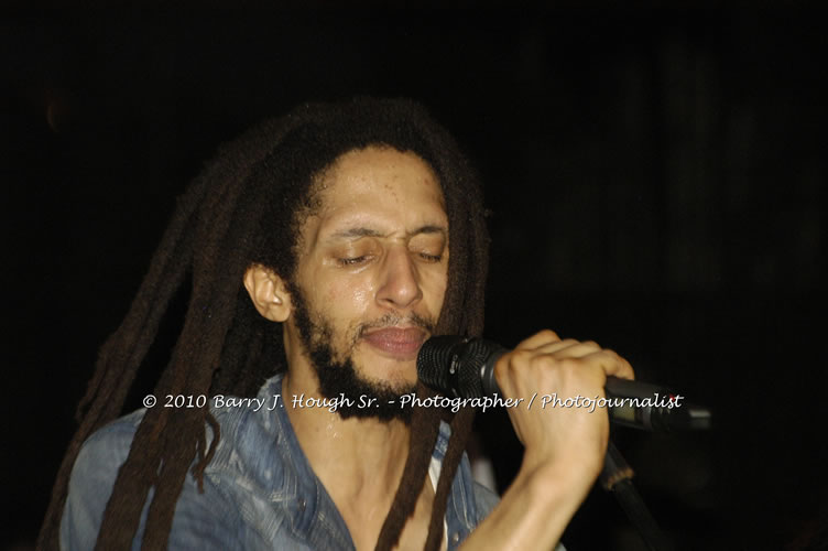 Julian Marley - Grammy Nominee & Son of the Legend Bob Marley - Live in Concert - Also featuring Ras Noble, Power Drill, Iron Head, & Robin Banks - Backing Band Roots Warrior, plus DJ Gemini @ One Love Reggae Concerts Series 09/10 @ Negril Escape Resort & Spa, February 2, 2010, One Love Drive, West End, Negril, Westmoreland, Jamaica W.I. - Photographs by Net2Market.com - Barry J. Hough Sr, Photographer/Photojournalist - The Negril Travel Guide - Negril's and Jamaica's Number One Concert Photography Web Site with over 40,000 Jamaican Concert photographs Published -  Negril Travel Guide, Negril Jamaica WI - http://www.negriltravelguide.com - info@negriltravelguide.com...!