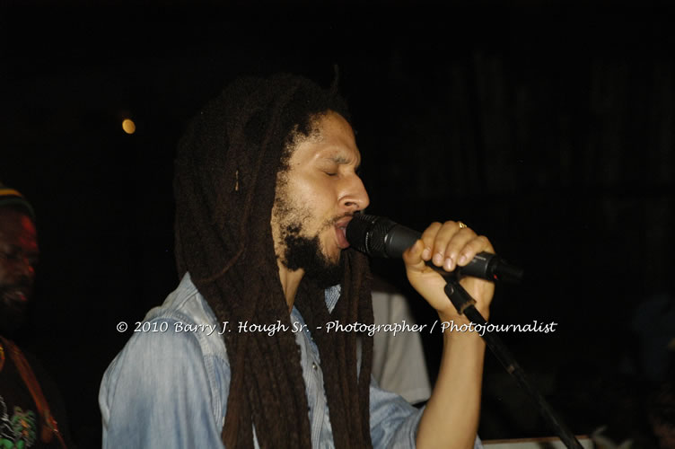 Julian Marley - Grammy Nominee & Son of the Legend Bob Marley - Live in Concert - Also featuring Ras Noble, Power Drill, Iron Head, & Robin Banks - Backing Band Roots Warrior, plus DJ Gemini @ One Love Reggae Concerts Series 09/10 @ Negril Escape Resort & Spa, February 2, 2010, One Love Drive, West End, Negril, Westmoreland, Jamaica W.I. - Photographs by Net2Market.com - Barry J. Hough Sr, Photographer/Photojournalist - The Negril Travel Guide - Negril's and Jamaica's Number One Concert Photography Web Site with over 40,000 Jamaican Concert photographs Published -  Negril Travel Guide, Negril Jamaica WI - http://www.negriltravelguide.com - info@negriltravelguide.com...!