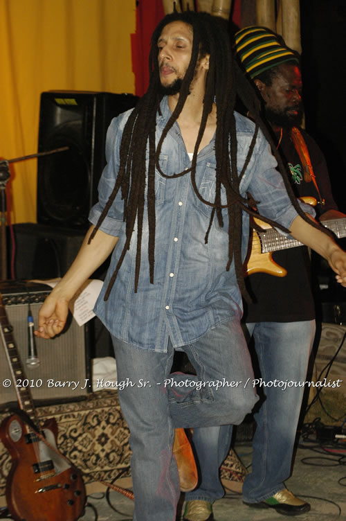 Julian Marley - Grammy Nominee & Son of the Legend Bob Marley - Live in Concert - Also featuring Ras Noble, Power Drill, Iron Head, & Robin Banks - Backing Band Roots Warrior, plus DJ Gemini @ One Love Reggae Concerts Series 09/10 @ Negril Escape Resort & Spa, February 2, 2010, One Love Drive, West End, Negril, Westmoreland, Jamaica W.I. - Photographs by Net2Market.com - Barry J. Hough Sr, Photographer/Photojournalist - The Negril Travel Guide - Negril's and Jamaica's Number One Concert Photography Web Site with over 40,000 Jamaican Concert photographs Published -  Negril Travel Guide, Negril Jamaica WI - http://www.negriltravelguide.com - info@negriltravelguide.com...!