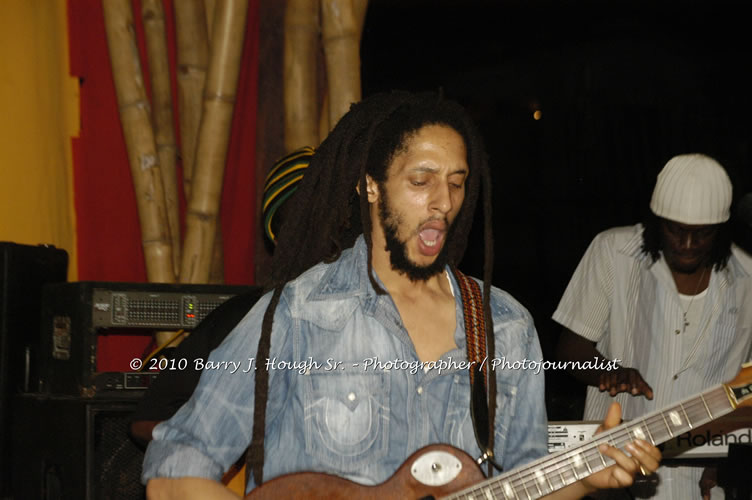 Julian Marley - Grammy Nominee & Son of the Legend Bob Marley - Live in Concert - Also featuring Ras Noble, Power Drill, Iron Head, & Robin Banks - Backing Band Roots Warrior, plus DJ Gemini @ One Love Reggae Concerts Series 09/10 @ Negril Escape Resort & Spa, February 2, 2010, One Love Drive, West End, Negril, Westmoreland, Jamaica W.I. - Photographs by Net2Market.com - Barry J. Hough Sr, Photographer/Photojournalist - The Negril Travel Guide - Negril's and Jamaica's Number One Concert Photography Web Site with over 40,000 Jamaican Concert photographs Published -  Negril Travel Guide, Negril Jamaica WI - http://www.negriltravelguide.com - info@negriltravelguide.com...!