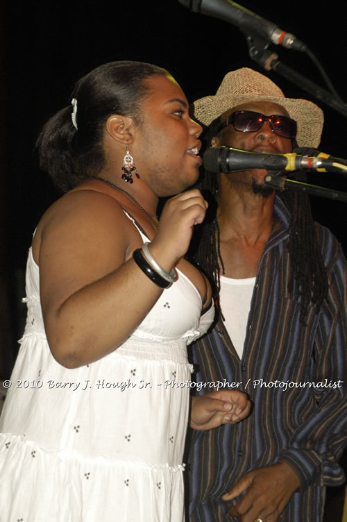 Marcia Griffiths & Edge Michael - Live In Concert - One Love Reggae Concert Series 09/10 @ Negril Escape Resort and Spa, December 29, 2009, One Love Drive, West End, Negril, Westmoreland, Jamaica W.I. - Photographs by Net2Market.com - Barry J. Hough Sr, Photographer/Photojournalist - Negril Travel Guide, Negril Jamaica WI - http://www.negriltravelguide.com - info@negriltravelguide.com...!