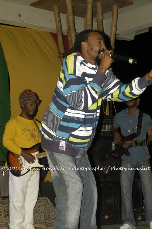 Queen Ifrica - Live In Concert - One Love Reggae Concert Series 09/10 @ Negril Escape Resort and Spa, January 5, 2010, One Love Drive, West End, Negril, Westmoreland, Jamaica W.I. - Photographs by Net2Market.com - Barry J. Hough Sr, Photographer/Photojournalist - Negril Travel Guide, Negril Jamaica WI - http://www.negriltravelguide.com - info@negriltravelguide.com...!