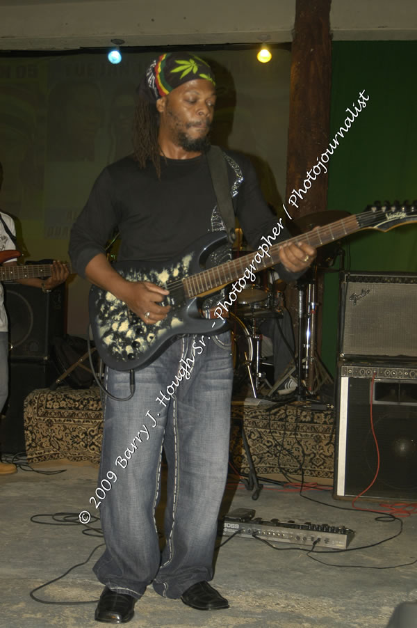  Sanchez - Live in Concert - at the One Love Reggae Concert Series 09/10 @ Negril Escape Resort & Spa - Also Featuring: Timmi Burrell and Justice Merchant- Backing Band Roots Warrior - DJ Gemini - MC Oliver Cargill, Negril Escape Resort & Spa, One Love Drive, West End, Negril, Westmoreland, Jamaica W.I. - Tuesday, November 24, 2009 - Photographs by Net2Market.com - Barry J. Hough Sr, Photographer / Photojournalist - Photos taken with a Nikon D70, D100, or D300 - Negril Travel Guide, Negril Jamaica WI - http://www.negriltravelguide.com - info@negriltravelguide.com...!