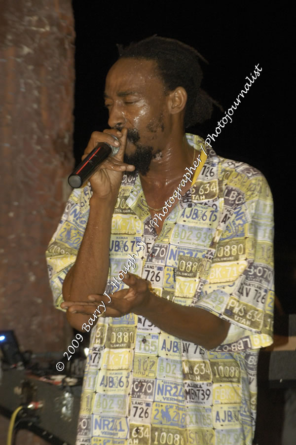  Sanchez - Live in Concert - at the One Love Reggae Concert Series 09/10 @ Negril Escape Resort & Spa - Also Featuring: Timmi Burrell and Justice Merchant- Backing Band Roots Warrior - DJ Gemini - MC Oliver Cargill, Negril Escape Resort & Spa, One Love Drive, West End, Negril, Westmoreland, Jamaica W.I. - Tuesday, November 24, 2009 - Photographs by Net2Market.com - Barry J. Hough Sr, Photographer / Photojournalist - Photos taken with a Nikon D70, D100, or D300 - Negril Travel Guide, Negril Jamaica WI - http://www.negriltravelguide.com - info@negriltravelguide.com...!