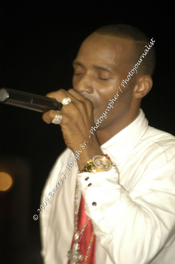  Sanchez - Live in Concert - at the One Love Reggae Concert Series 09/10 @ Negril Escape Resort & Spa - Also Featuring: Timmi Burrell and Justice Merchant- Backing Band Roots Warrior - DJ Gemini - MC Oliver Cargill, Negril Escape Resort & Spa, One Love Drive, West End, Negril, Westmoreland, Jamaica W.I. - Tuesday, November 24, 2009 - Photographs by Net2Market.com - Barry J. Hough Sr, Photographer / Photojournalist - Photos taken with a Nikon D70, D100, or D300 - Negril Travel Guide, Negril Jamaica WI - http://www.negriltravelguide.com - info@negriltravelguide.com...!