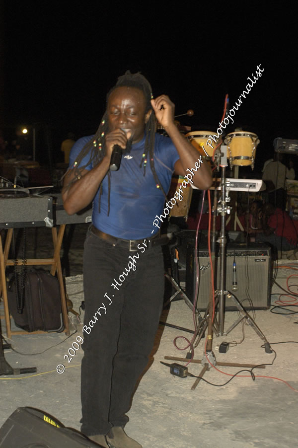  Tarrus Riley - Live in Concert - at the One Love Reggae Concert Series 09/10 @ Negril Escape Resort & Spa - Also Featuring: Mistic Bowie, Monday Justice, Cash, Dean Frazier - DJ Gemini - MC Oliver Cargill, Negril Escape Resort & Spa, One Love Drive, West End, Negril, Westmoreland, Jamaica W.I. - Tuesday, November 17, 2009 - Photographs by Net2Market.com - Barry J. Hough Sr, Photographer / Photojournalist - Photos taken with a Nikon D70, D100, or D300 - Negril Travel Guide, Negril Jamaica WI - http://www.negriltravelguide.com - info@negriltravelguide.com...!