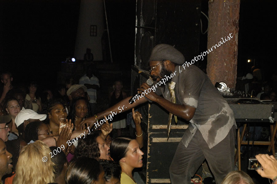  Tarrus Riley - Live in Concert - at the One Love Reggae Concert Series 09/10 @ Negril Escape Resort & Spa - Also Featuring: Mistic Bowie, Monday Justice, Cash, Dean Frazier - DJ Gemini - MC Oliver Cargill, Negril Escape Resort & Spa, One Love Drive, West End, Negril, Westmoreland, Jamaica W.I. - Tuesday, November 17, 2009 - Photographs by Net2Market.com - Barry J. Hough Sr, Photographer / Photojournalist - Photos taken with a Nikon D70, D100, or D300 - Negril Travel Guide, Negril Jamaica WI - http://www.negriltravelguide.com - info@negriltravelguide.com...!