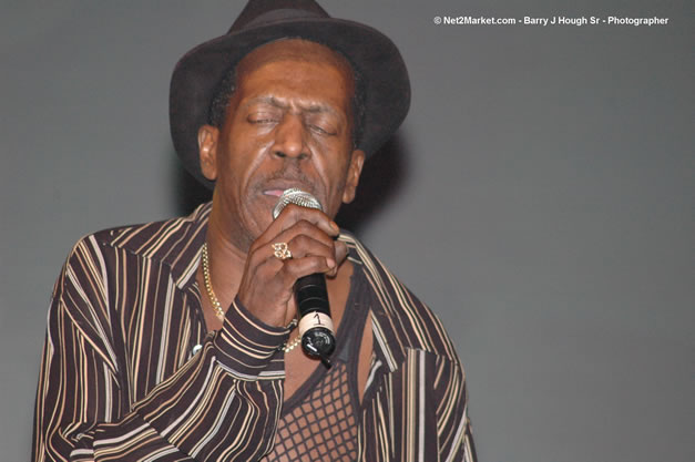 Gregory Isaacs @ Tru-Juice Rebel Salute 2007 - Saturday, January 13, 2007, Port Kaiser Sports Club, St. Elizabeth - Negril Travel Guide, Negril Jamaica WI - http://www.negriltravelguide.com - info@negriltravelguide.com...!