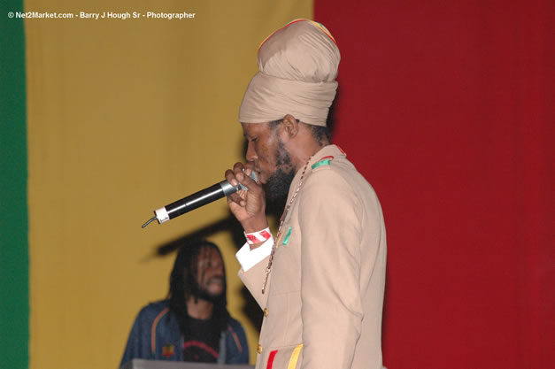 Jah Mason @ Tru-Juice Rebel Salute 2007 - Saturday, January 13, 2007, Port Kaiser Sports Club, St. Elizabeth - Negril Travel Guide, Negril Jamaica WI - http://www.negriltravelguide.com - info@negriltravelguide.com...!