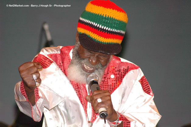 The Abyssinians @ Tru-Juice Rebel Salute 2007 - Saturday, January 13, 2007, Port Kaiser Sports Club, St. Elizabeth - Negril Travel Guide, Negril Jamaica WI - http://www.negriltravelguide.com - info@negriltravelguide.com...!