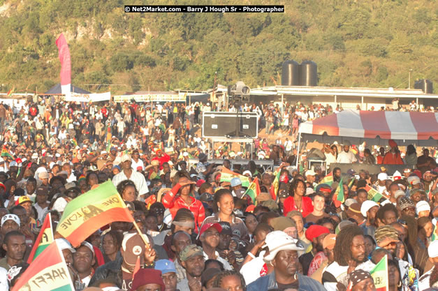 Capleton at Tru-Juice Rebel Salute 2008 - The 15th staging of Tru-Juice Rebel Salute, Saturday, January 12, 2008, Port Kaiser Sports Club, St. Elizabeth, Jamaica W.I. - Photographs by Net2Market.com - Barry J. Hough Sr, Photographer - Negril Travel Guide, Negril Jamaica WI - http://www.negriltravelguide.com - info@negriltravelguide.com...!