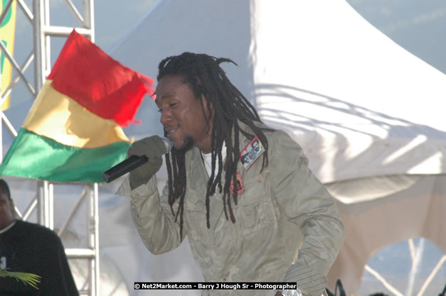 Jah Cure at Tru-Juice Rebel Salute 2008 - The 15th staging of Tru-Juice Rebel Salute, Saturday, January 12, 2008, Port Kaiser Sports Club, St. Elizabeth, Jamaica W.I. - Photographs by Net2Market.com - Barry J. Hough Sr, Photographer - Negril Travel Guide, Negril Jamaica WI - http://www.negriltravelguide.com - info@negriltravelguide.com...!