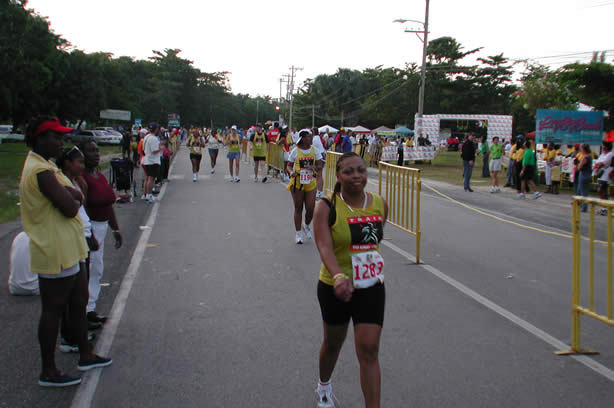 2002 Reggae Marathon & Half Marathon Photographs - Negril Travel Guide, Negril Jamaica WI - http://www.negriltravelguide.com - info@negriltravelguide.com...!