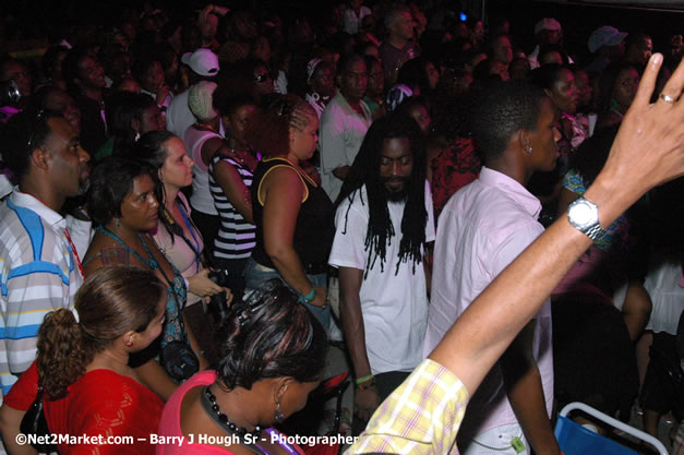 Beeniw Man & Barbee  - Red Stripe Reggae Sumfest 2007 - Zenith - Saturday, July 21, 2007 - Catherine Hall, Montego Bay, St James, Jamaica W.I. - Negril Travel Guide, Negril Jamaica WI - http://www.negriltravelguide.com - info@negriltravelguide.com...!