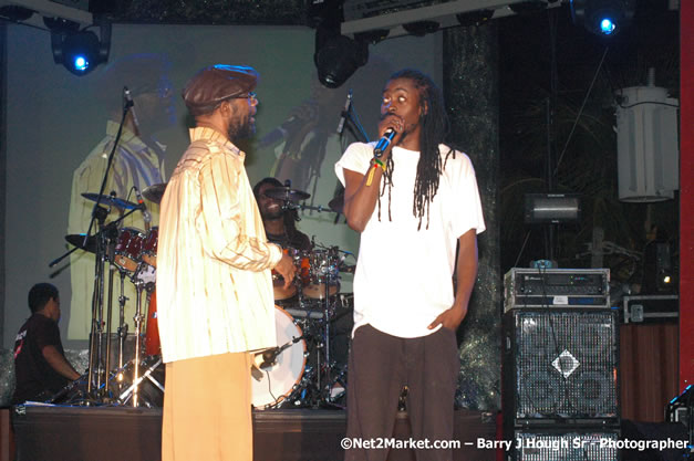 Beeniw Man & Barbee  - Red Stripe Reggae Sumfest 2007 - Zenith - Saturday, July 21, 2007 - Catherine Hall, Montego Bay, St James, Jamaica W.I. - Negril Travel Guide, Negril Jamaica WI - http://www.negriltravelguide.com - info@negriltravelguide.com...!