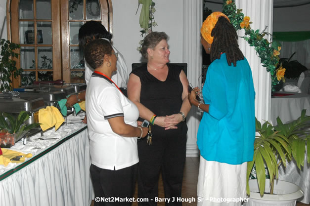 LL Cool J - Shaggy - Press Conference @ Richmond Hill Inn, Montego Bay - Red Stripe Reggae Sumfest at Catherine Hall, Montego Bay, St James, Jamaica W.I. - Negril Travel Guide.com, Negril Jamaica WI - http://www.negriltravelguide.com - info@negriltravelguide.com...!