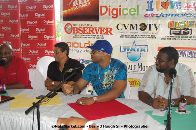 LL Cool J - Shaggy - Press Conference @ Richmond Hill Inn, Montego Bay - Red Stripe Reggae Sumfest at Catherine Hall, Montego Bay, St James, Jamaica W.I. - Negril Travel Guide.com, Negril Jamaica WI - http://www.negriltravelguide.com - info@negriltravelguide.com...!